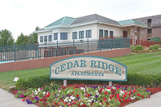 Cedar Ridge Apartments in Topeka, KS - Building Photo - Building Photo