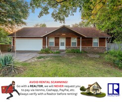 3518 W Buckeye St in Fayetteville, AR - Building Photo