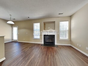 6039 Willomere Cir in Winston-Salem, NC - Foto de edificio - Building Photo