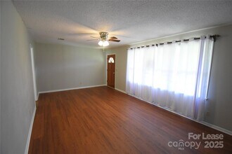 4099 Shenandoah Dr SW in Concord, NC - Building Photo - Building Photo