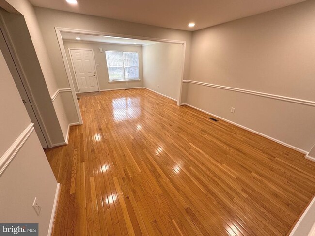 67 Sunrise Ct in Feasterville-Trevose, PA - Building Photo - Building Photo