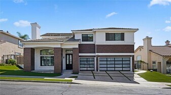 17764 Sidwell St in Granada Hills, CA - Building Photo