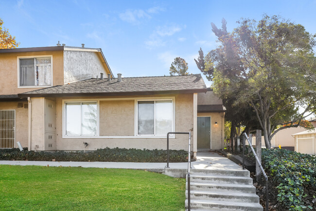 2503 Bankhead Way in San Jose, CA - Building Photo - Building Photo