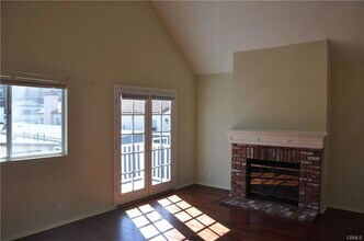 1713 Goodman Ave in Redondo Beach, CA - Building Photo - Building Photo