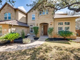 215 Reveille Rd in West Lake Hills, TX - Building Photo