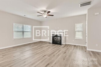 7331 Neal Rd in Charlotte, NC - Building Photo - Building Photo