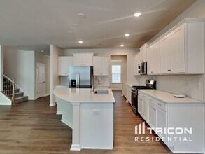 108 Fennec Dr in Fountain Inn, SC - Building Photo - Building Photo