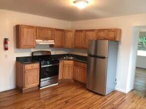 21 Bellevue Ave in Trenton, NJ - Building Photo - Building Photo