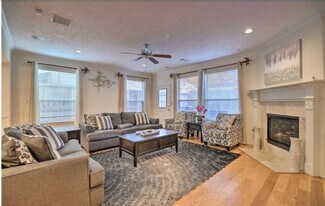 1006 Rochow St in Houston, TX - Building Photo