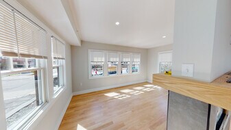 93 Williston Rd, Unit 2 in Brookline, MA - Building Photo