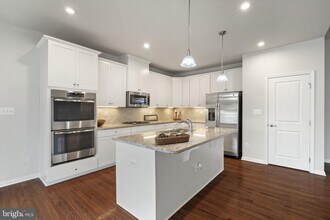 25609 Lockhart Ln in Aldie, VA - Building Photo - Building Photo
