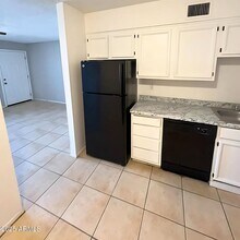 960 N Jay St in Chandler, AZ - Building Photo - Building Photo