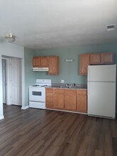 2604 Pine St in Pekin, IL - Foto de edificio - Building Photo
