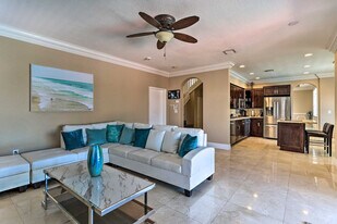 16445 SW 52nd St in Miami, FL - Building Photo
