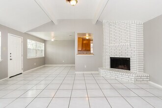 14110 Magnolia Springs Dr in Houston, TX - Building Photo - Building Photo