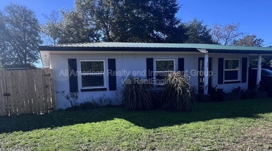 419 Marlowe Dr in Fort Walton Beach, FL - Foto de edificio - Building Photo