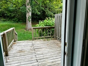 2 Green Meadow Ln in Eureka Springs, AR - Building Photo - Building Photo
