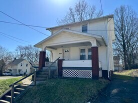 1536 16th St NE in Canton, OH - Building Photo