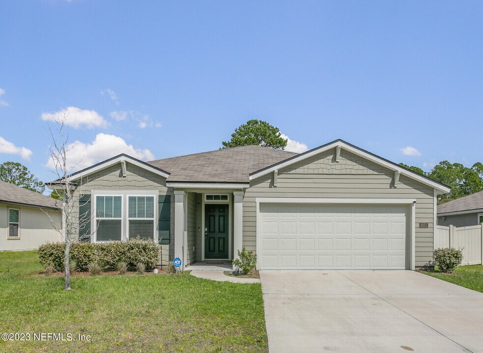 9051 Tahoe Ln in Jacksonville, FL - Building Photo