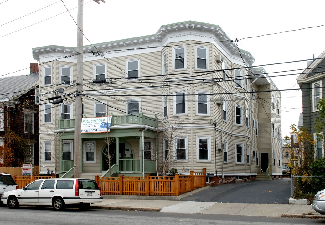 50-52 Beacon St in Somerville, MA - Building Photo