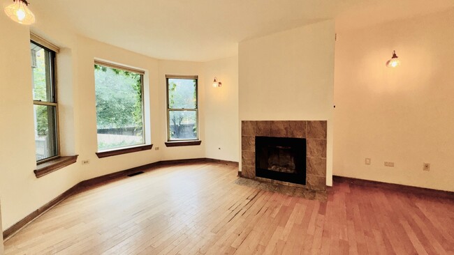 6128 S Kenwood Ave in Chicago, IL - Building Photo - Building Photo