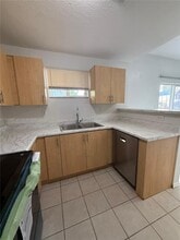 1692 SE 9th Ave in Florida City, FL - Building Photo - Building Photo