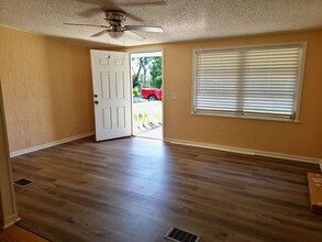 6315 N Shorewood Dr in Hernando, FL - Foto de edificio - Building Photo