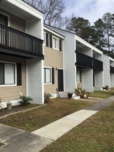 401 Golf Rd in Summerville, SC - Building Photo - Building Photo