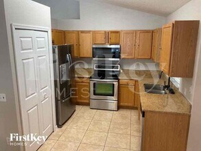 1564 Deerfield Ave in Deltona, FL - Building Photo - Building Photo