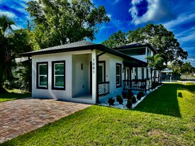 1001 Jenkins St in Plant City, FL - Building Photo