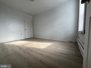 2130 W Spencer Ave in Philadelphia, PA - Building Photo - Building Photo