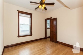 1436 W Addison St in Chicago, IL - Building Photo - Building Photo