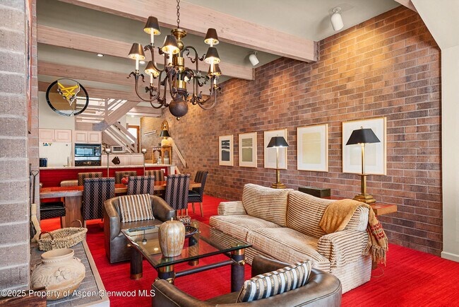 625 S W End St in Aspen, CO - Building Photo - Building Photo