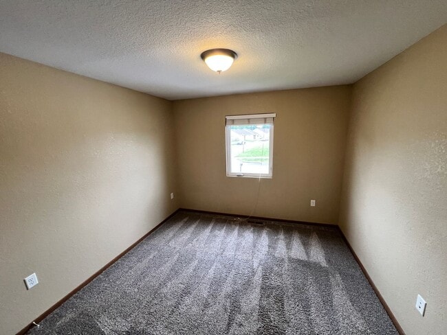 property at 623 Northfield Rd