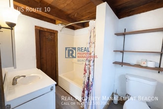 491 NH-10 in Lempster, NH - Building Photo - Building Photo