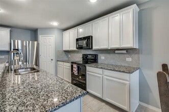 6001 Anchors Landing Pass in Fort Worth, TX - Building Photo - Building Photo