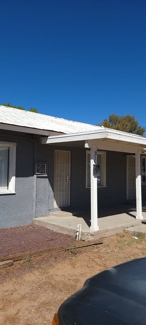 property at 3334 E Cambridge Ave