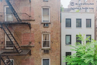 290 W 12th St in New York, NY - Foto de edificio - Building Photo