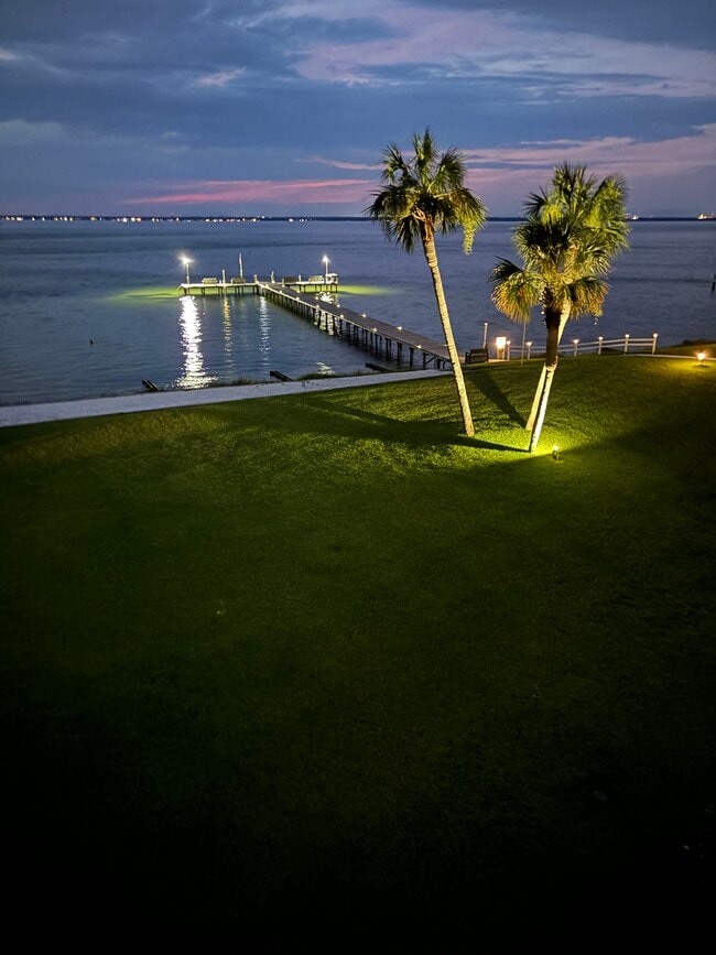 151 Calhoun Ave, Unit 301 in Destin, FL - Foto de edificio - Building Photo