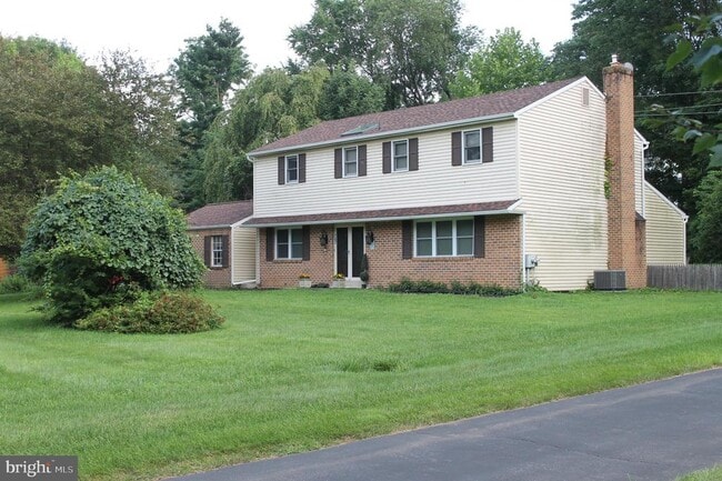 767 Fawn Hill Ln in Broomall, PA - Building Photo - Building Photo