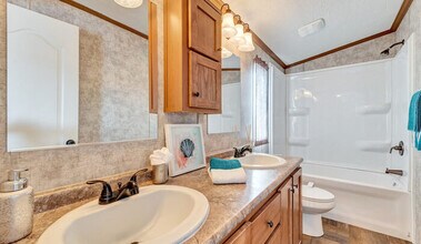1606 Ave Z in Hondo, TX - Building Photo - Building Photo