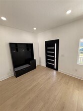 2729 W Union St in Tampa, FL - Building Photo - Building Photo