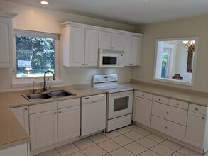 234 Union St in Dunedin, FL - Building Photo - Building Photo