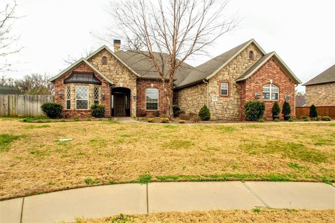 3604 S Legacy Dr in Rogers, AR - Building Photo