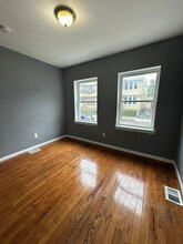 49 Brookdale Ave in Newark, NJ - Building Photo - Building Photo