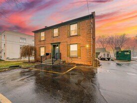 3170 Dixie Hwy in Waterford Township, MI - Building Photo