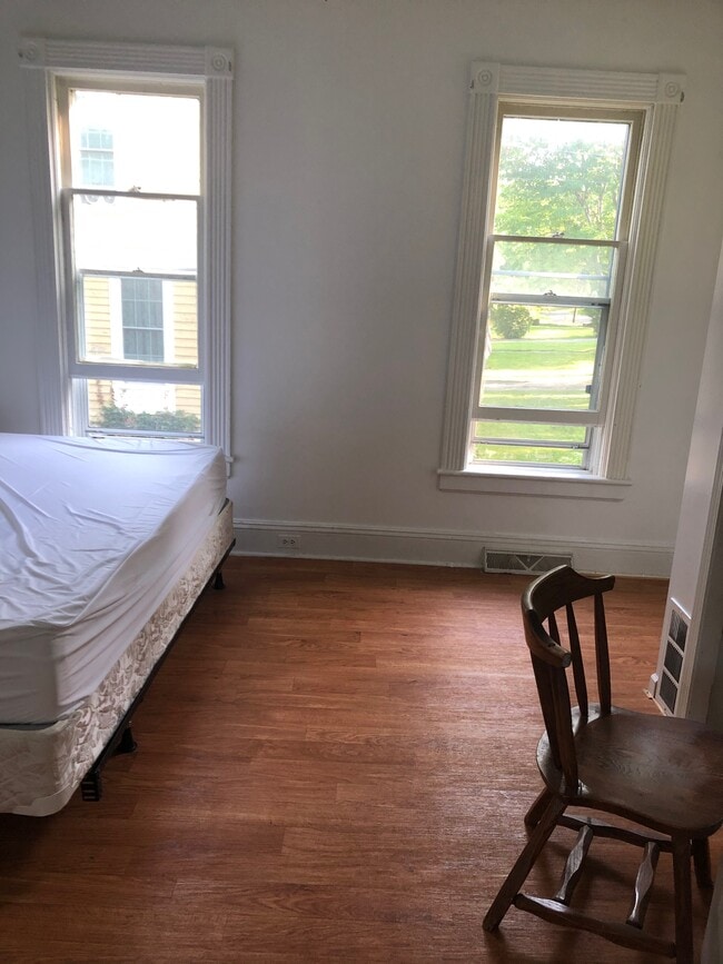 68 2nd St in Geneseo, NY - Foto de edificio - Building Photo