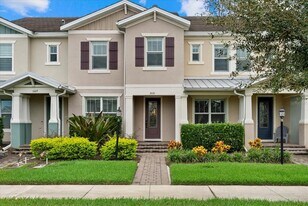 3331 Chestertown Lp in Bradenton, FL - Building Photo
