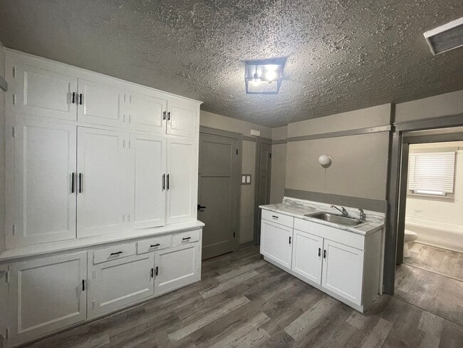 property at 3323 N 36th St