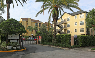 Park West Condominiums in Winter Park, FL - Building Photo - Building Photo